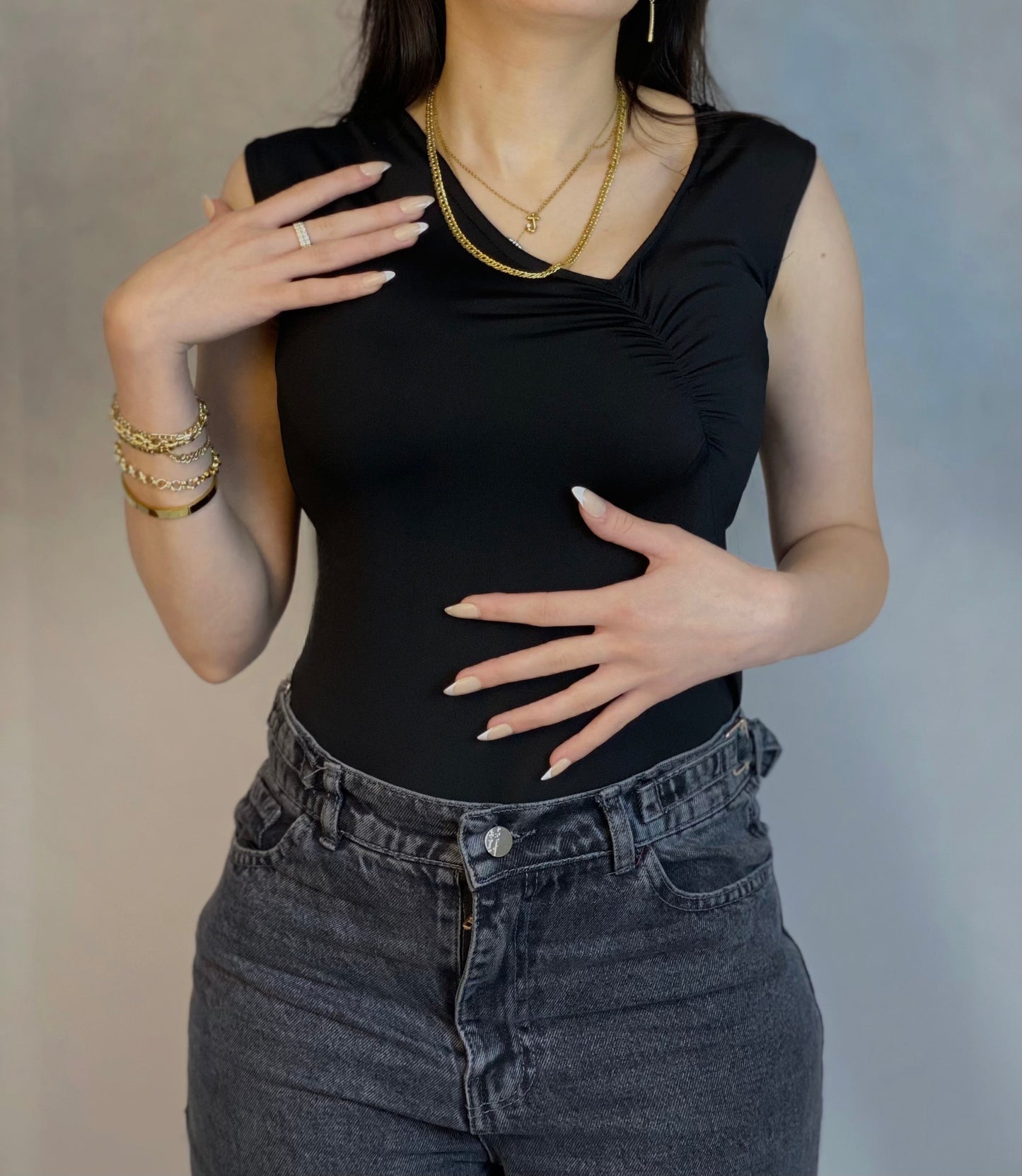 Asymmetrical basic top code(846)