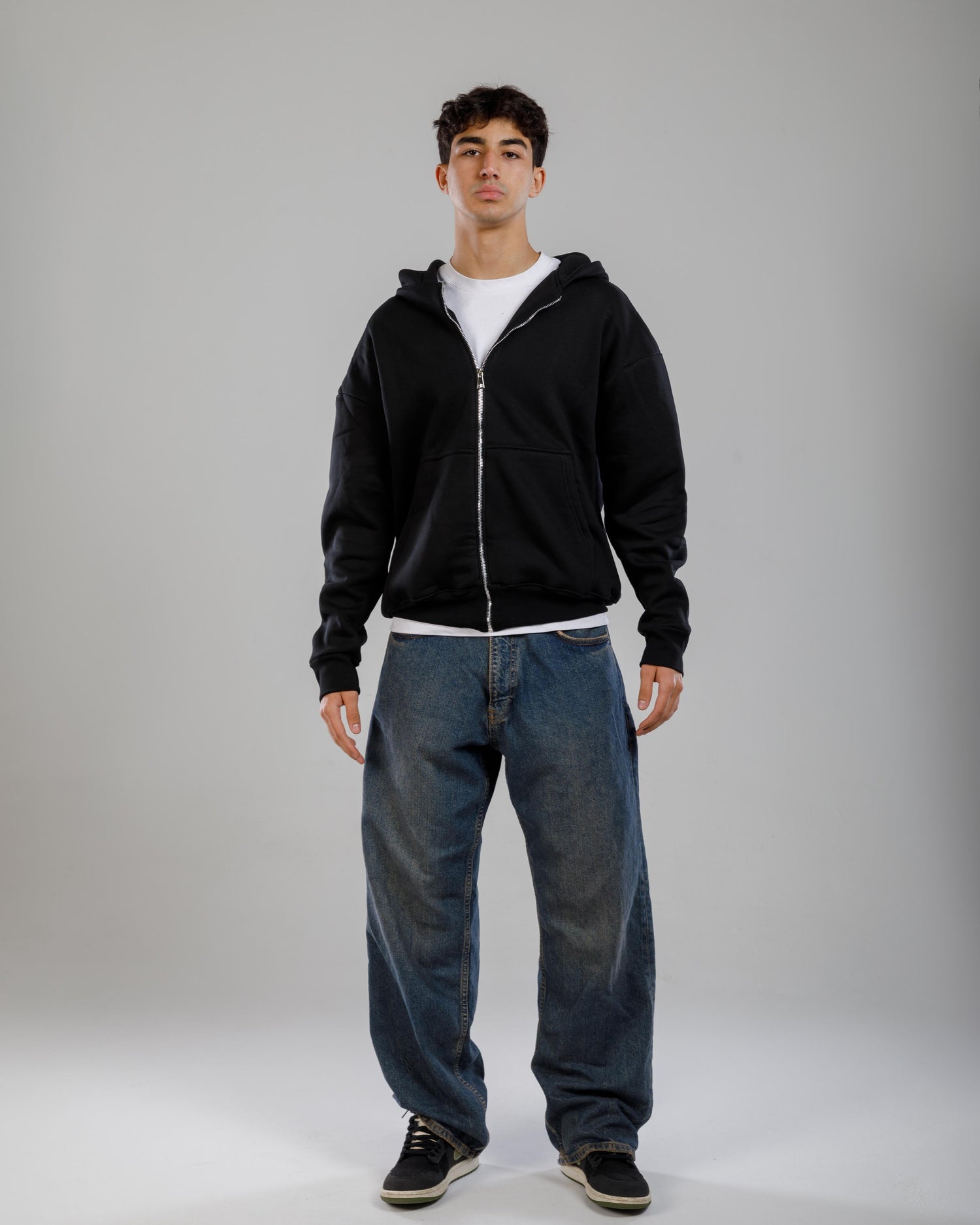 MEN'S WEAR