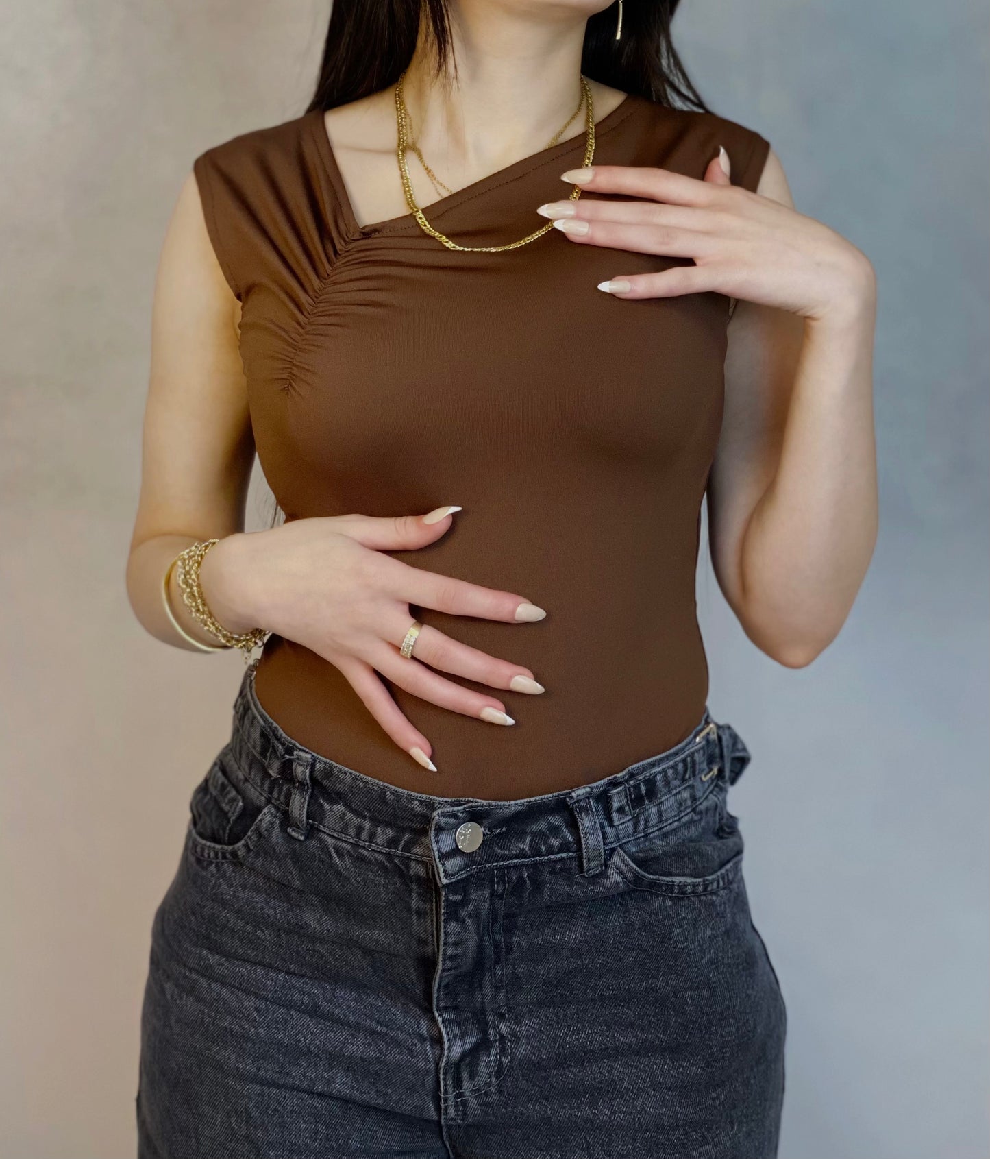 Asymmetrical basic top code(846)