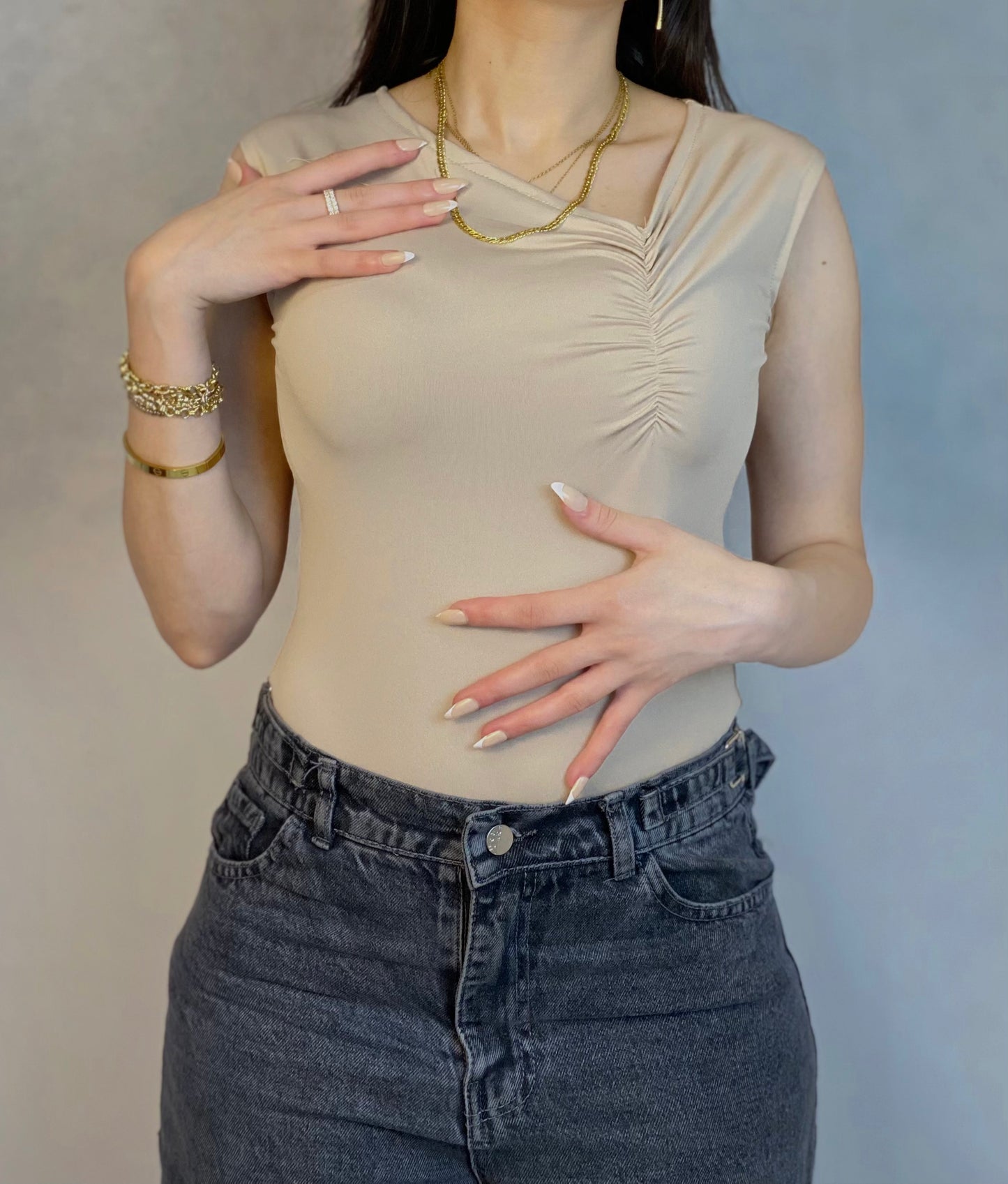 Asymmetrical basic top code(846)